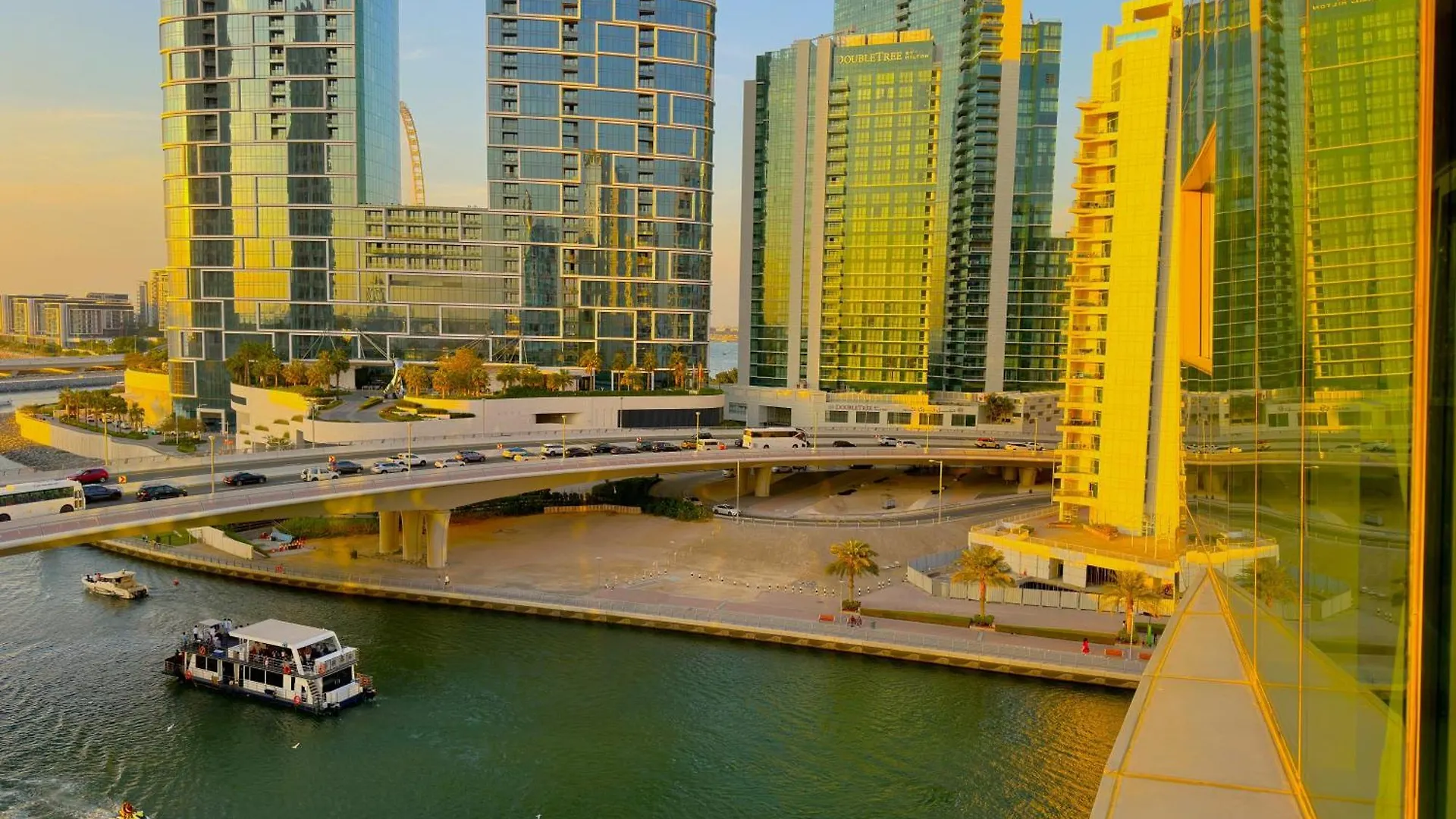 Luxury Rooftop Pool With Full Marina View 45 Percent Off Dubai Apartment
