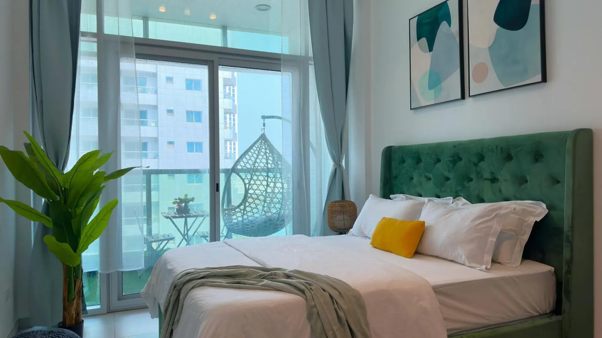Apartment Luxury Rooftop Pool With Full Marina View 45 Percent Off Dubai United Arab Emirates