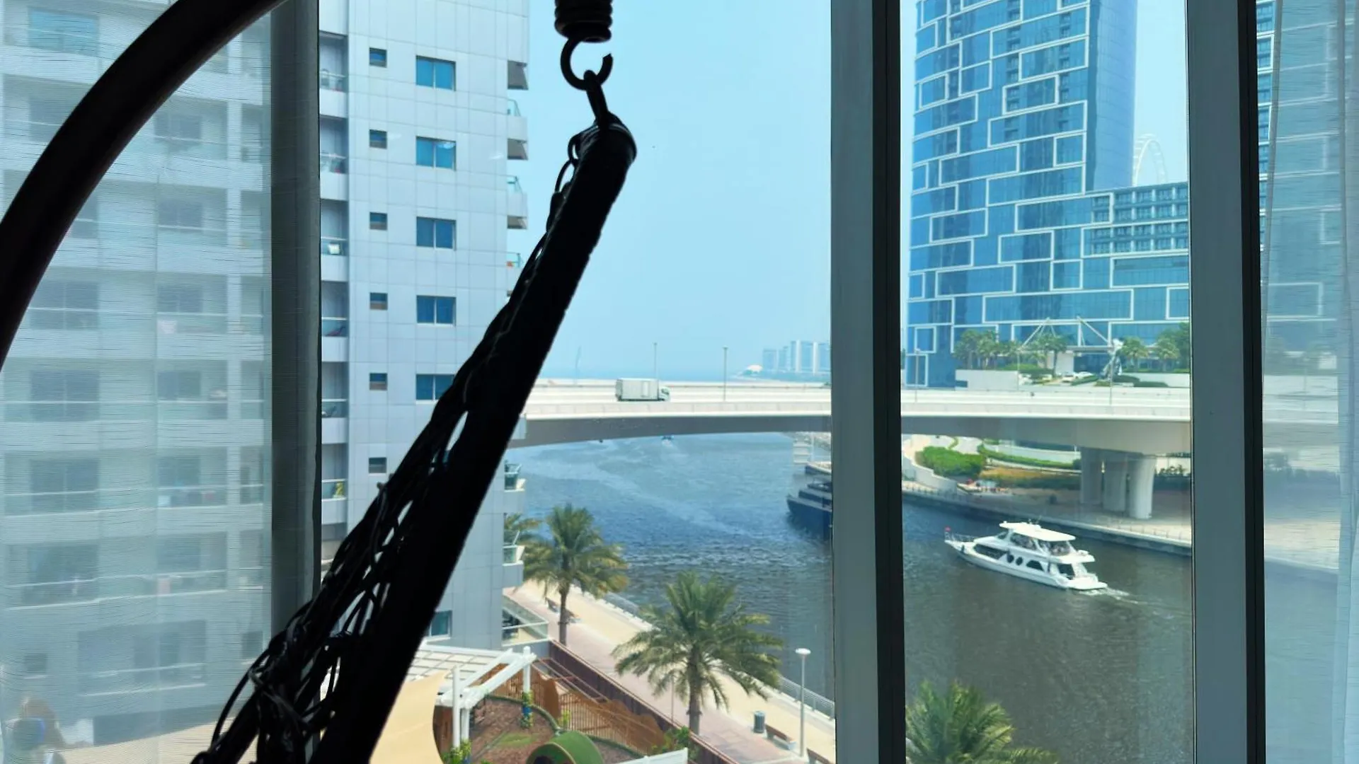 Luxury Rooftop Pool With Full Marina View 45 Percent Off Dubai 0*,  United Arab Emirates